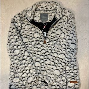 Simply Southern Slim Fit Dot Sherpa Pullover